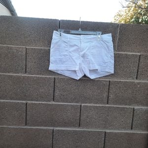 White cotton shorts